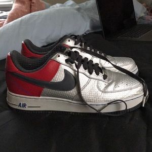 Size 10 men’s Nike Air Force 1s